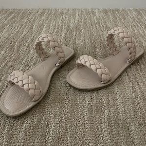 Dolce Vita sandal